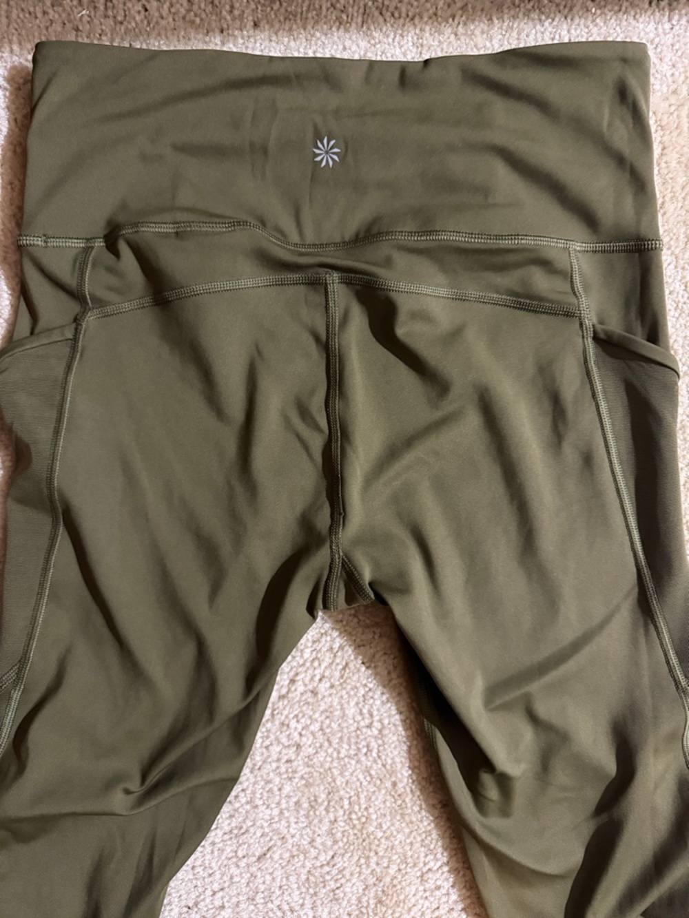 Athleta Ultimate Stash Mesh 7/8 Women's Leggings size small Acacia Olive - Picture 9 of 12